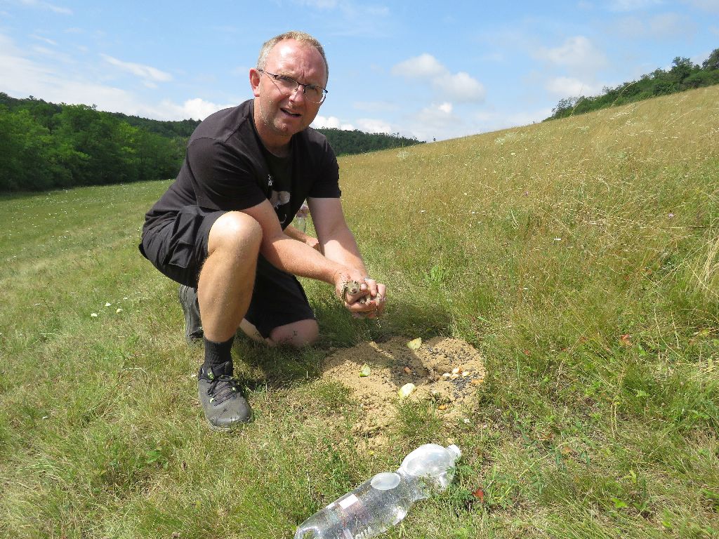 Sysel v ruce před vypuštěním, autor: Jitka Matoušová 
